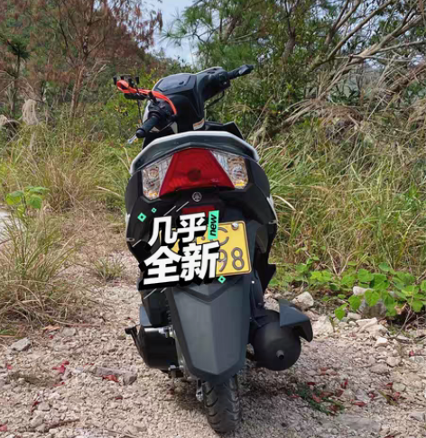 （已经卖了）雅马哈原装正品新款福喜踏板摩托...