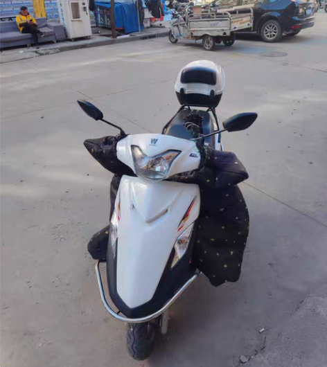 豪爵vf125摩托车， 感兴趣的话点“我想...