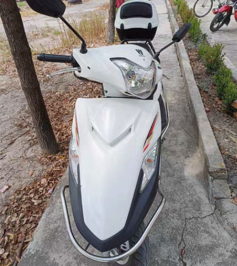 出2022年6月豪爵VF125踏板摩托车，...