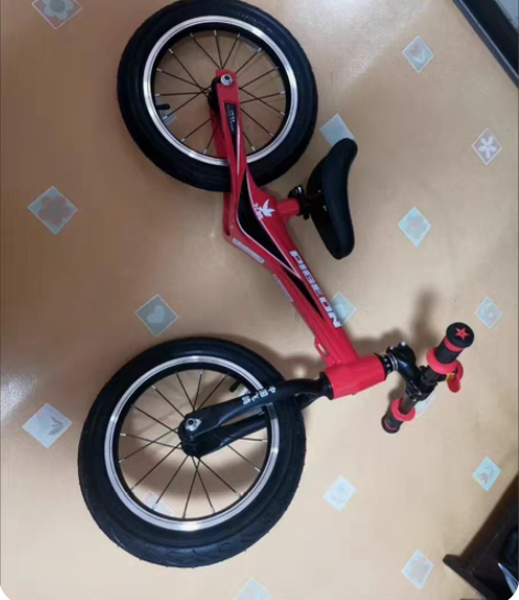 包邮店租到期出一批全新平衡车包邮，新款平衡...