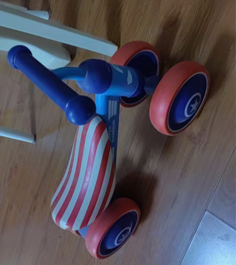 乐的儿童平衡车 滑行学步车 8成新 感兴趣...