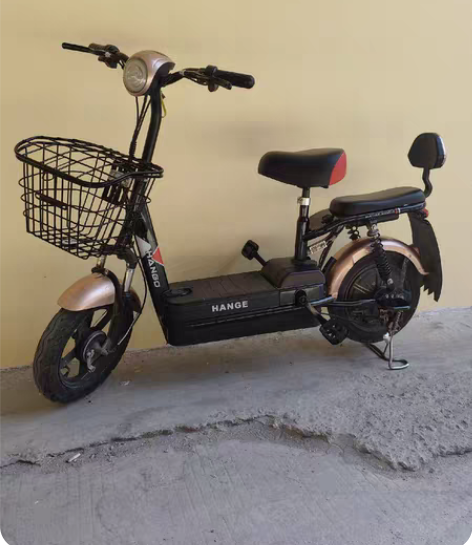 电动车 续航35公里亲测才换的新电池 电瓶...