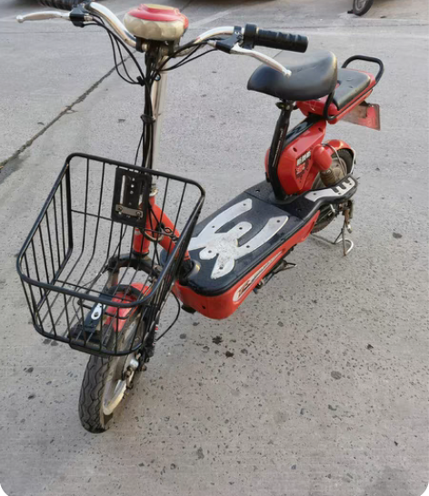 奥斯电动车大品牌质量好！电池新没有任何问题...