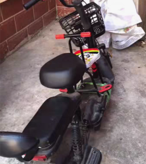 出手9.5成新爱玛电动车。 需要的朋友们请...