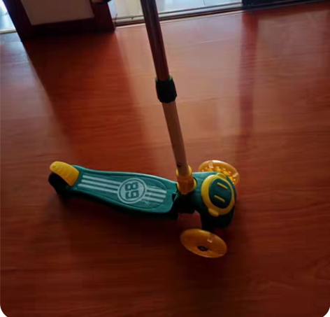 滑板车，哈尔滨自提 感兴趣的话点“我想要”...