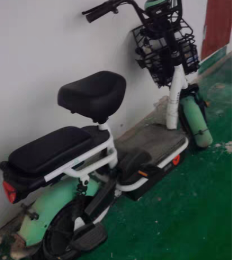 转雅迪电动车，买来时1800元，因工作调动...