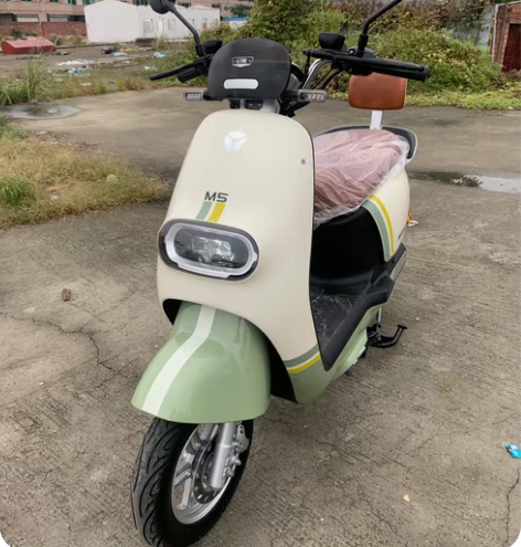 着急卖  二手电动车9成新 500辆成都本...