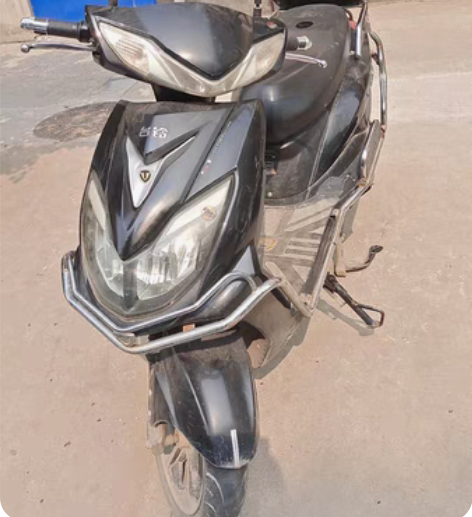 台铃大型电动车，车成色还不错，前后都是12...