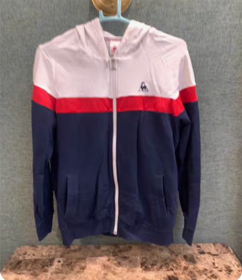 本来庆祝法国夺冠的时候穿的,恭喜梅西,姆巴...