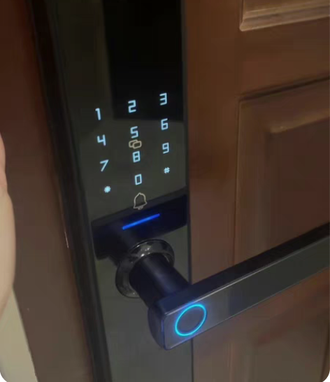 转卖华为智选指纹锁家用防盗门 指导安装，不...
