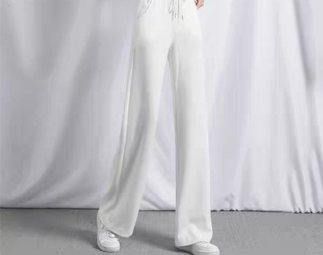 转卖白色阔腿裤女春秋高腰垂感宽松直筒运动裤...