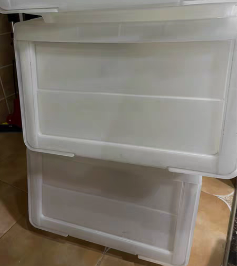 转卖三个日本天马收纳箱塑料有盖衣服儿童玩具...