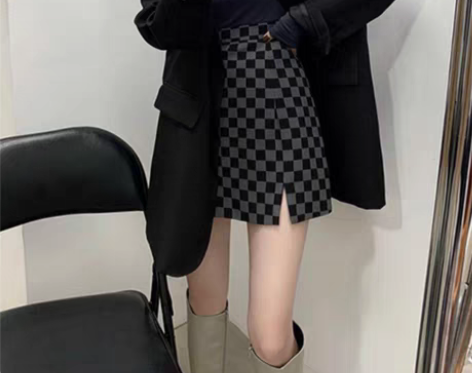 转卖2021秋冬新款格子半身裙女高腰显瘦开...