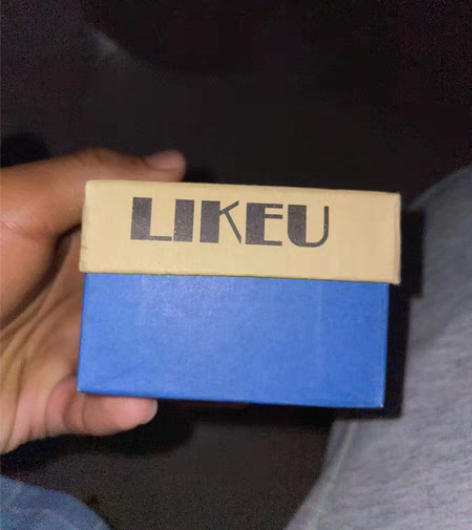 99新买的没多长时间换表了，闲着有原盒 感...