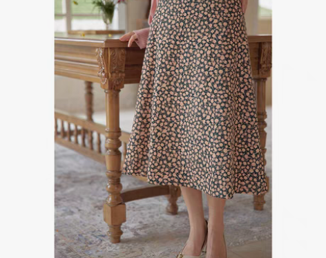 转卖漞渡+法式复古文艺高腰灯芯绒碎花a字半...