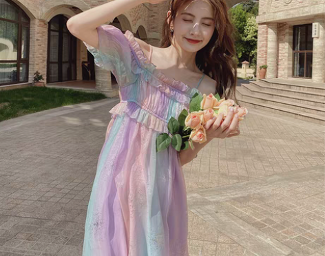 转卖全新，一次未穿，梅子熟了经典复刻文艺风...