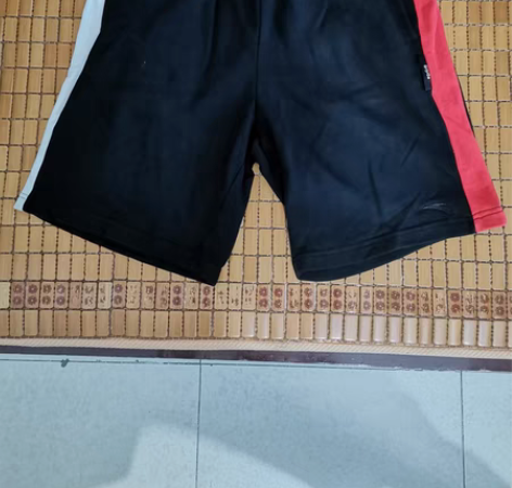 安踏运动休闲短裤，175L码，没穿过几次，...