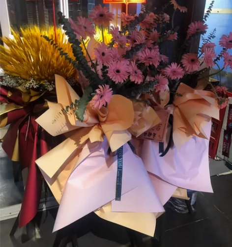 开业送的花篮，大概10多个，有收花篮的吗？...