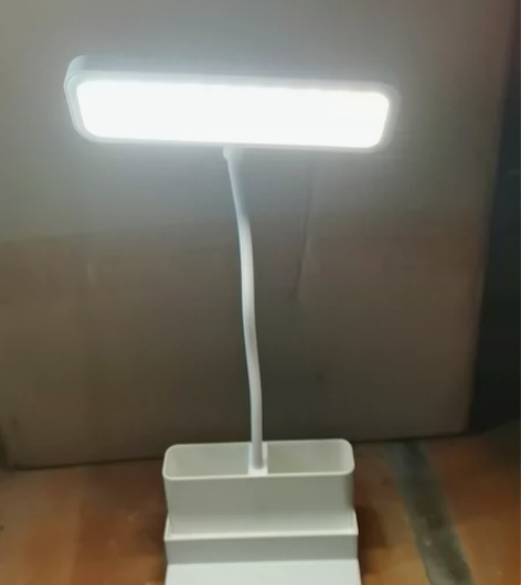 公司福利买多了，处理20台护眼台灯9元包邮...
