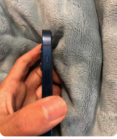 苹果12 128g 蓝色 无拆修，边框掉漆...