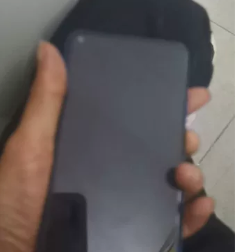 华为荣耀v20   6+128  麒麟98...