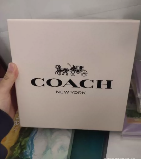 ?古驰香水，别人送的，还没拆过不知道里面啥...