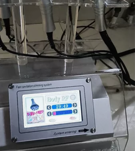 搬家处理，美容仪器 感兴趣的话点“我想要”...