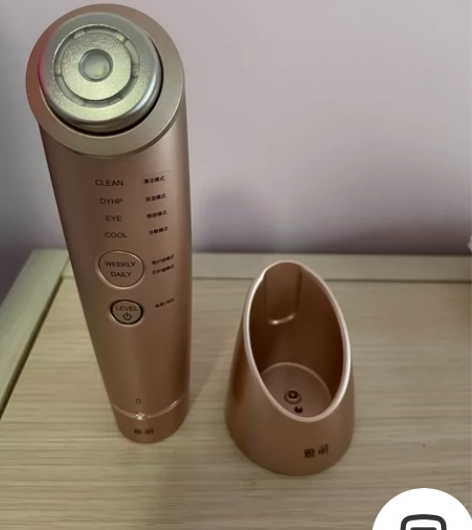 京东自营雅萌美容仪，99新，包装齐全 原价...