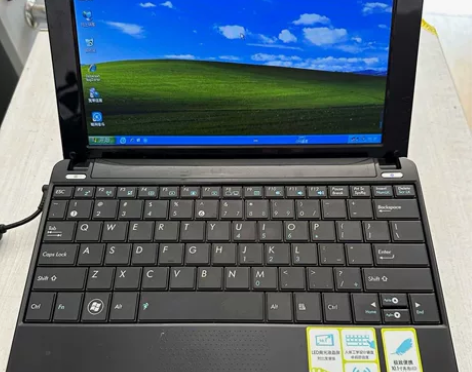 华硕笔记本10.1寸，原装电池续航55分钟...