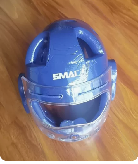 全新空手道护具，不包邮。 感兴趣的话点“我...