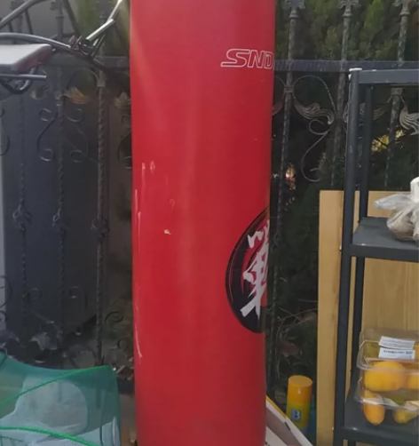 8成新拳击，家里装修先处理70元，买时30...