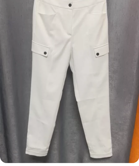 白色工装长裤，薄款，春夏可传穿 感兴趣的话...