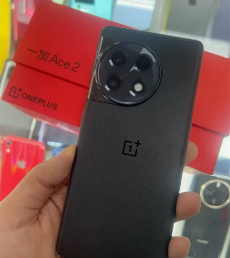 一加Ace2。 16+512 没用过 成色...