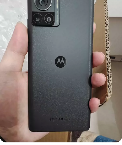 moto X30pro 12+512 去年...