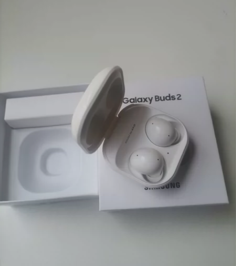 出三星蓝牙耳机，buds2白色蓝牙耳机，全...
