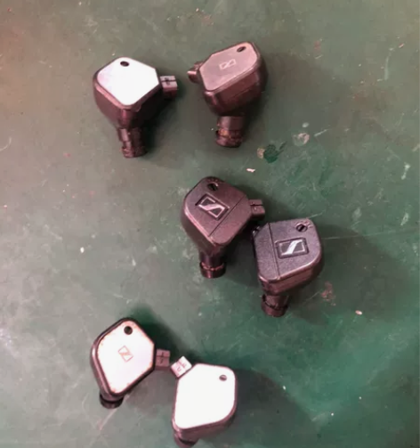 森海塞尔耳机，ie8和ie80一起有3对声...