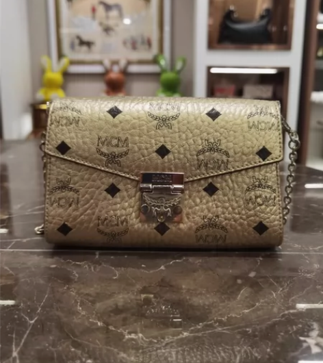 98新mcm链条信封包包，小号的体积五脏俱...