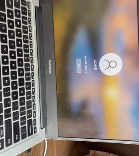 小米笔记本电脑，想换个平板，低价出 感兴趣...