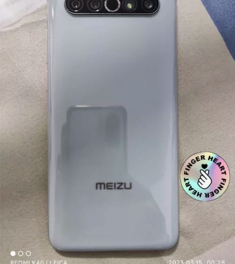 魅族17p天青色，屏幕无划痕，边框有磕碰，...