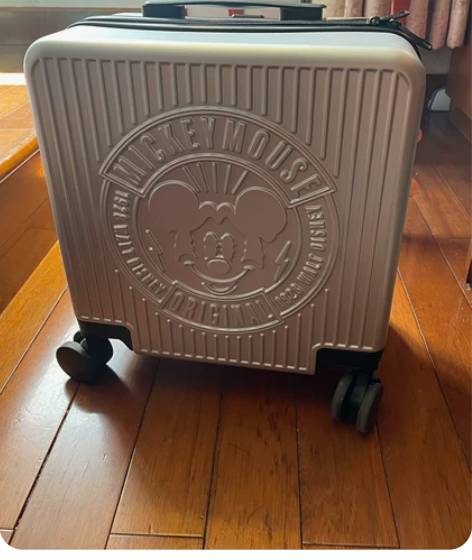 迪士尼行李箱，37cm*37cm*22cm...