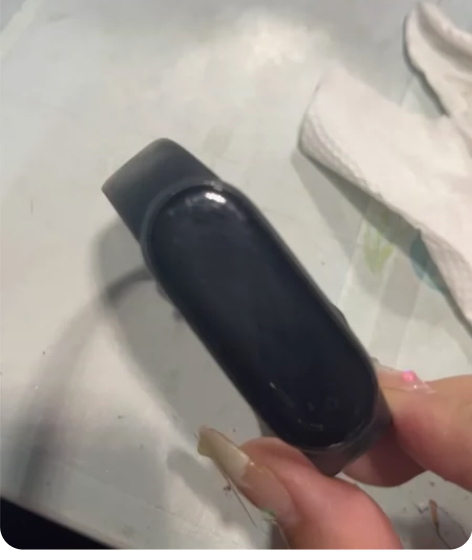 出小米手环5 买的没怎么用 现在上大学用不...