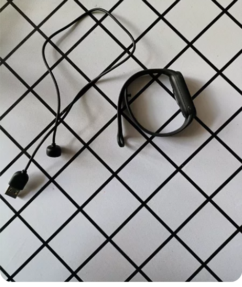 小米手环6NFC。小米官方旗舰店买的，全新...