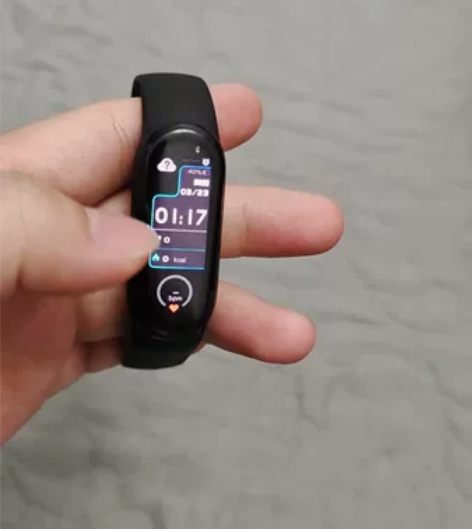 92新的 小米手环6 NFC版 想换新出的...