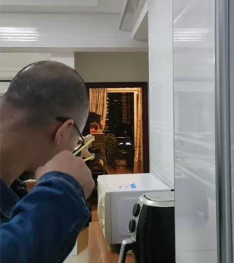 纸灰机弹弓采用钛合金材质，将无架弹弓的推弓...