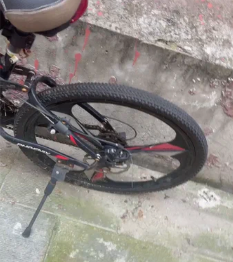 【开学爆到】凤凰一体轮折叠山地车自行车27...