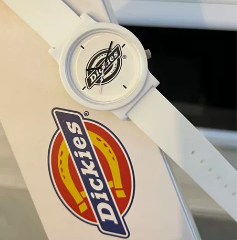 全新99包邮，Dickies手表 直接拍，...