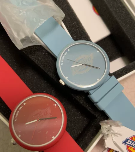 全新dickies手表 原装盒蓝色 正常发...
