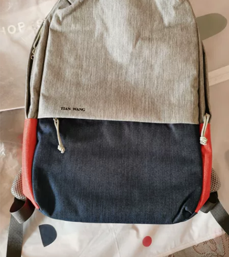 全新包邮！ 天王手表双肩背包 书包  全新...