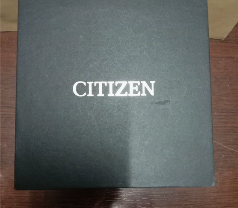 西铁城手表盒，实物拍摄与图片一致，二手物品...