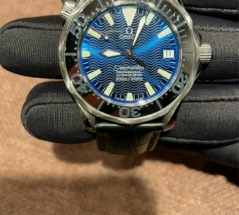 欧米茄，售8000 感兴趣的话点“我想要”...